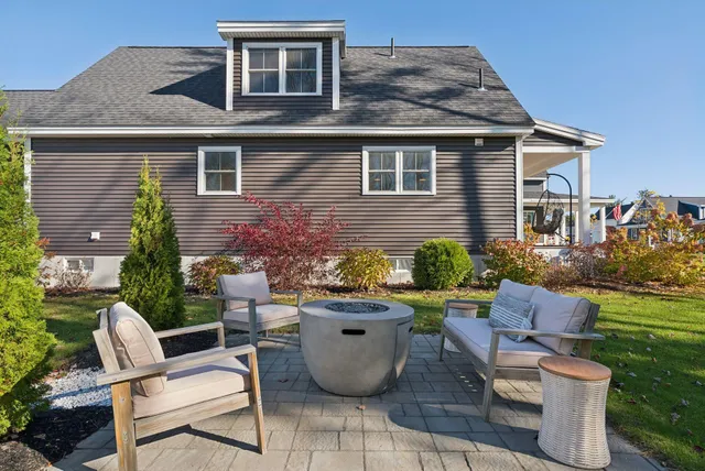 $730,000 | 9 Pacer Way, Scarborough, ME 04074