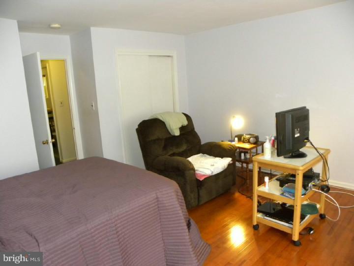 31 Bobbin Mill Road Media, PA 19063 - Photo 12 of 16 Bedroom - Main