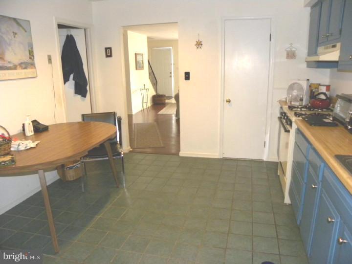 31 Bobbin Mill Road Media, PA 19063 - Photo 9 of 16 Kitchen
