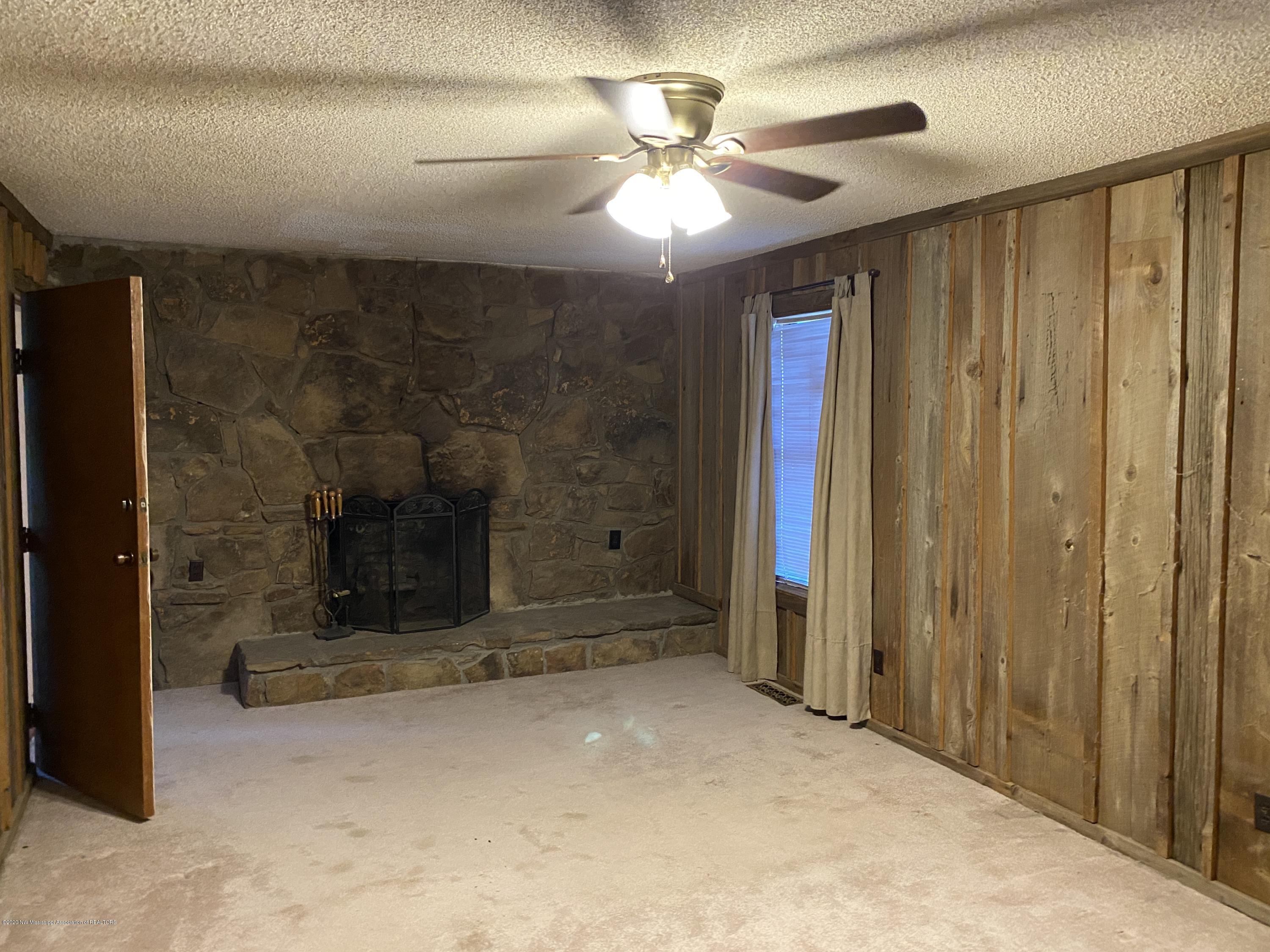 449 Strickland Road Byhalia, MS 38611 - Photo 12 of 45 Master bed
