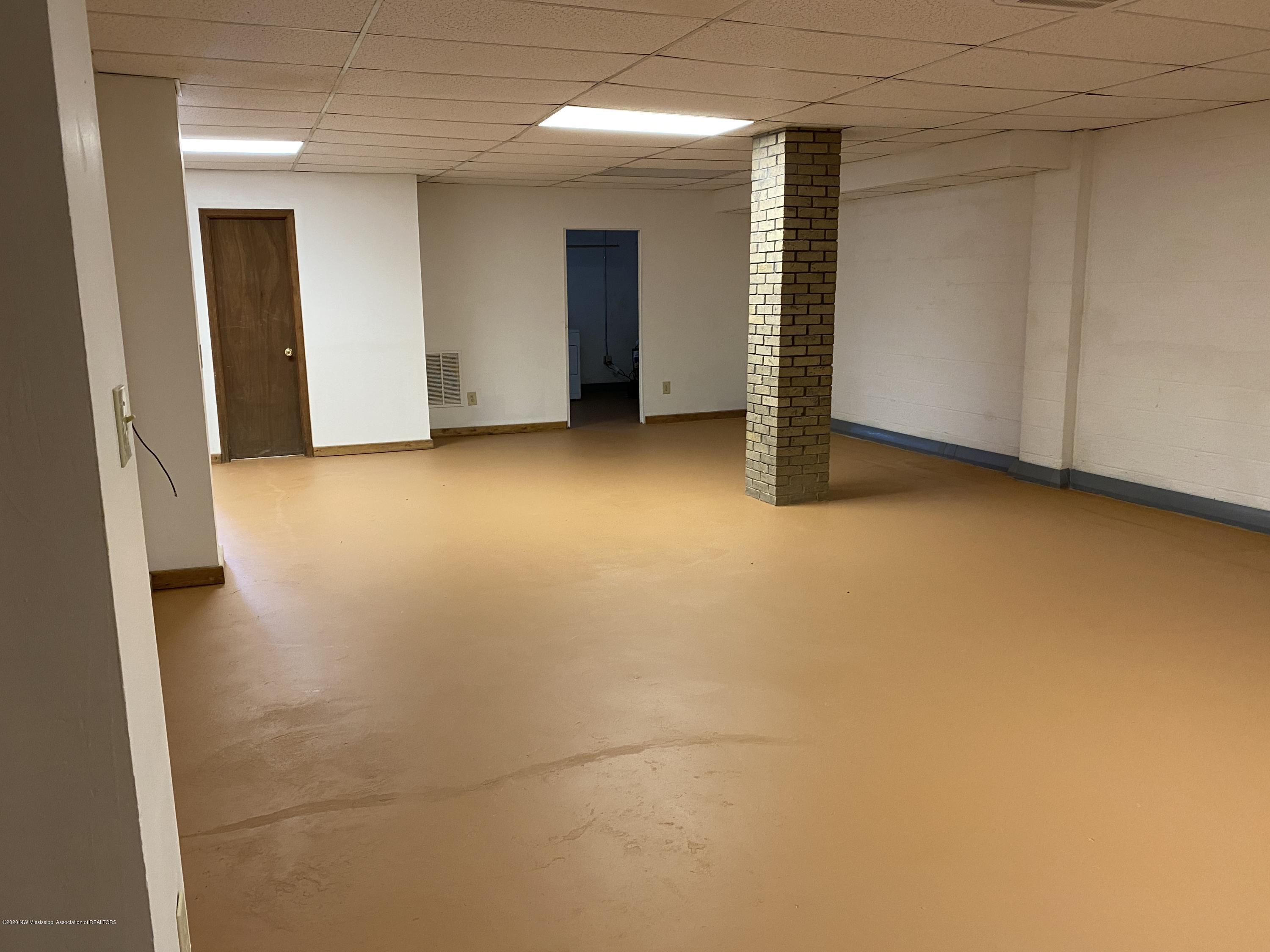 449 Strickland Road Byhalia, MS 38611 - Photo 31 of 45 Basement