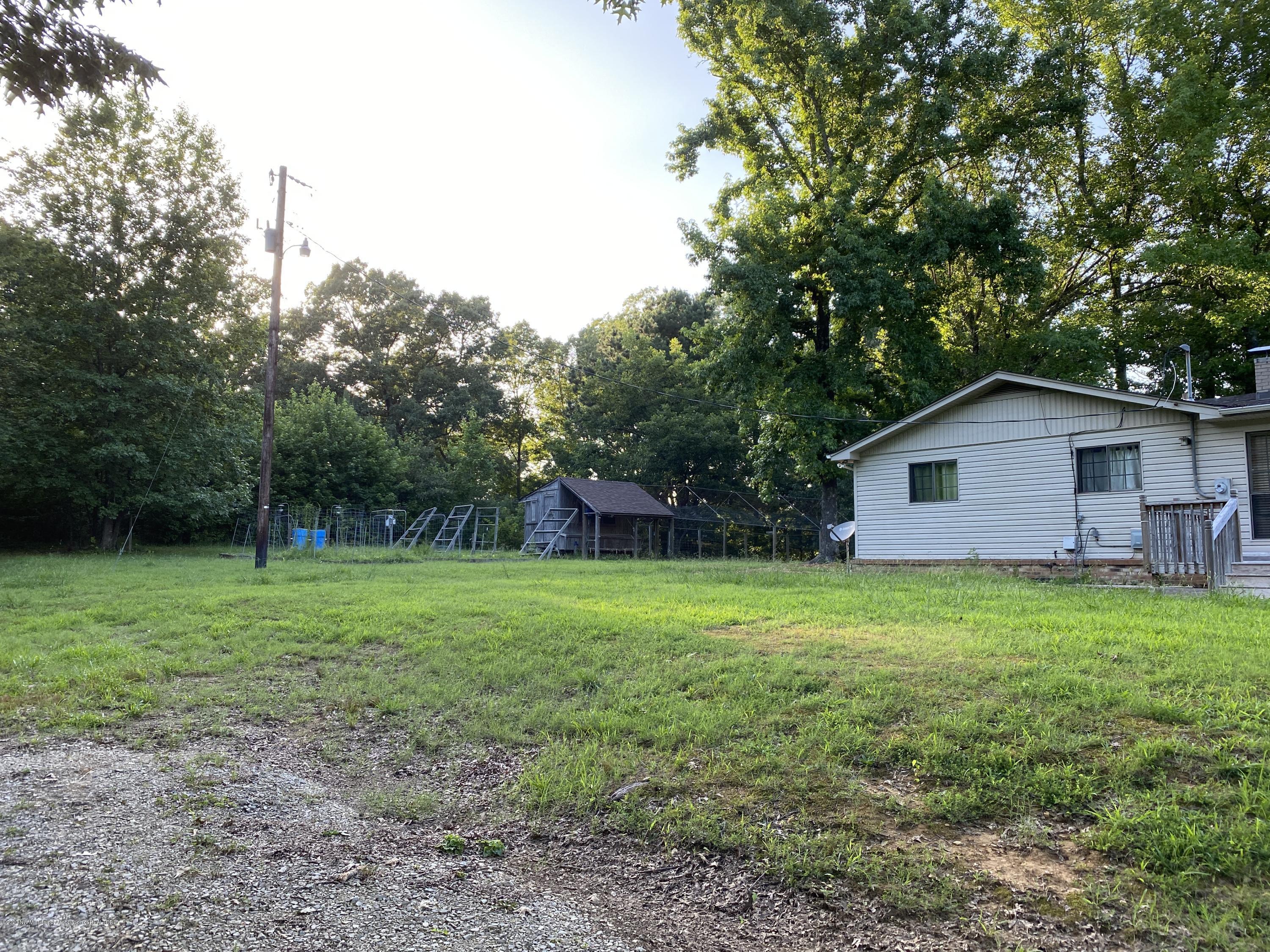 449 Strickland Road Byhalia, MS 38611 - Photo 44 of 45 Chicken Coop
