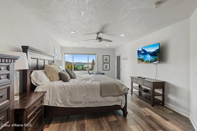 $1,800,000 | 4724 South Arrow Point Drive, Unit A301, Harrison, ID 83833