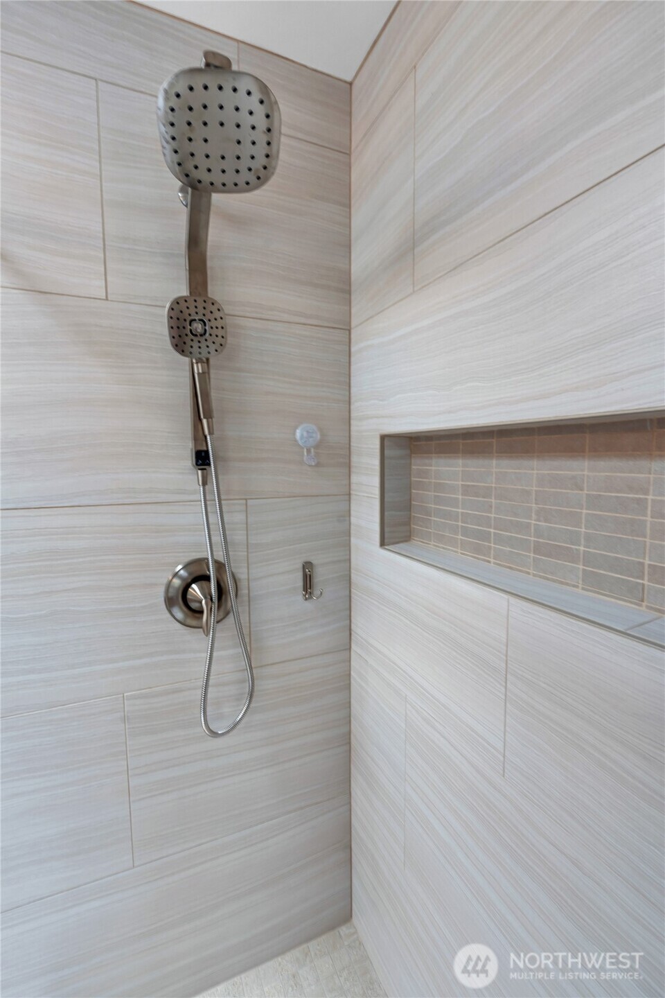161 Duke Drive Sequim, WA 98382 - Photo 14 of 40 a bathroom with a shower