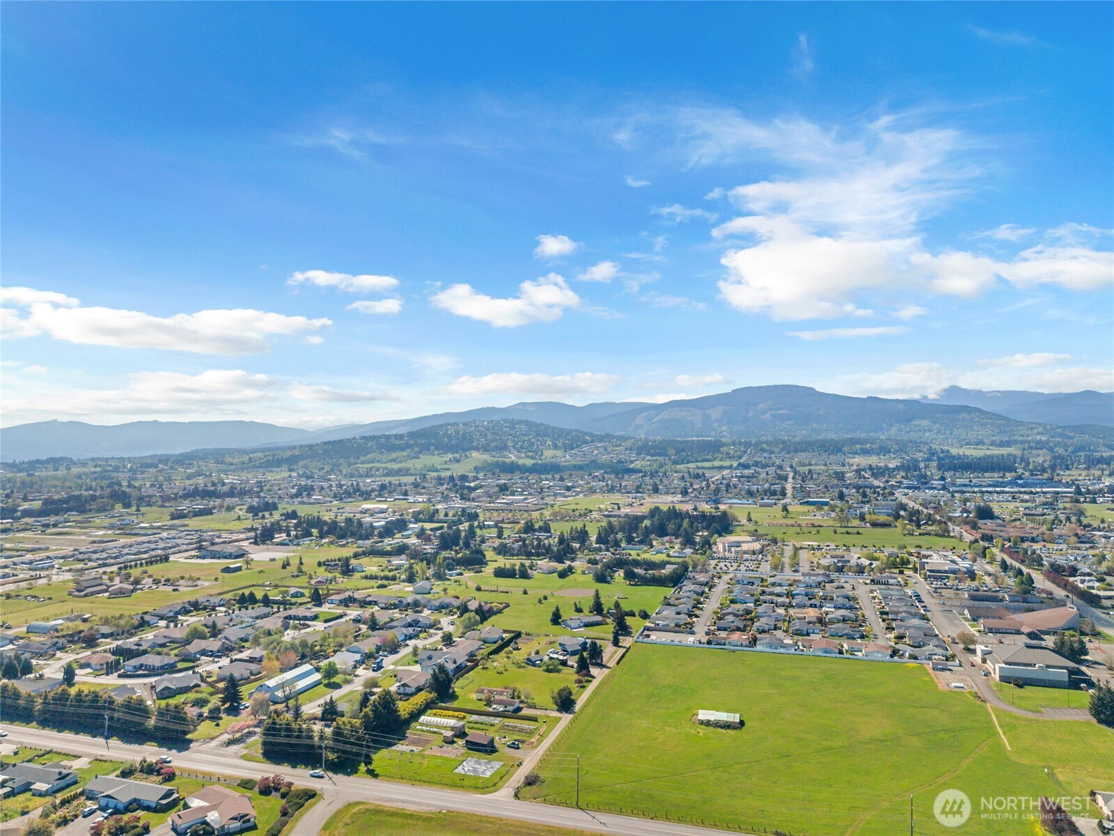 161 Duke Drive Sequim, WA 98382 - Photo 39 of 40 a view of a city