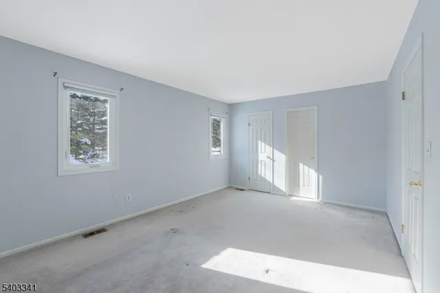 a view of empty room with window