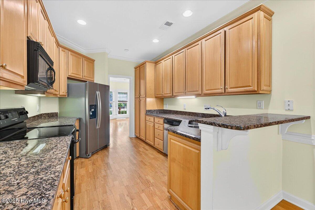 8985 Woodbine Road Southwest Sunset Beach, NC 28468 - Photo 22 of 65 Kitchen with ample counter space