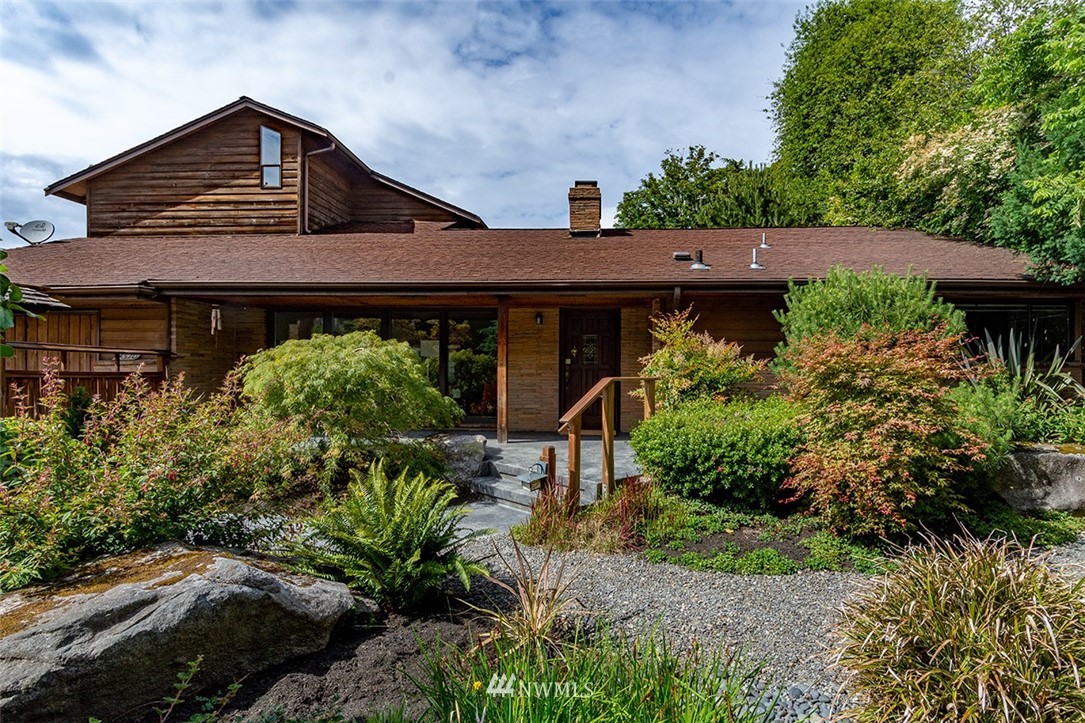 4510 Southwest Director Street Seattle, WA 98136 - Photo 1 of 25 Gallery Image 1