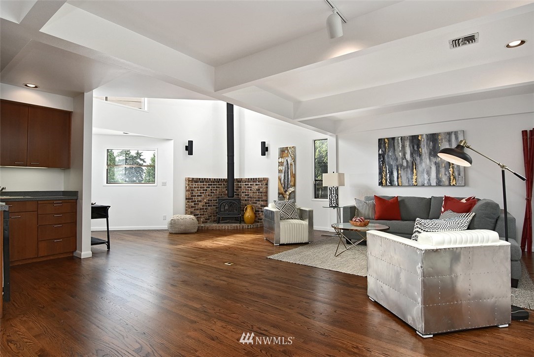 4510 Southwest Director Street Seattle, WA 98136 - Photo 16 of 25 Gallery Image 16