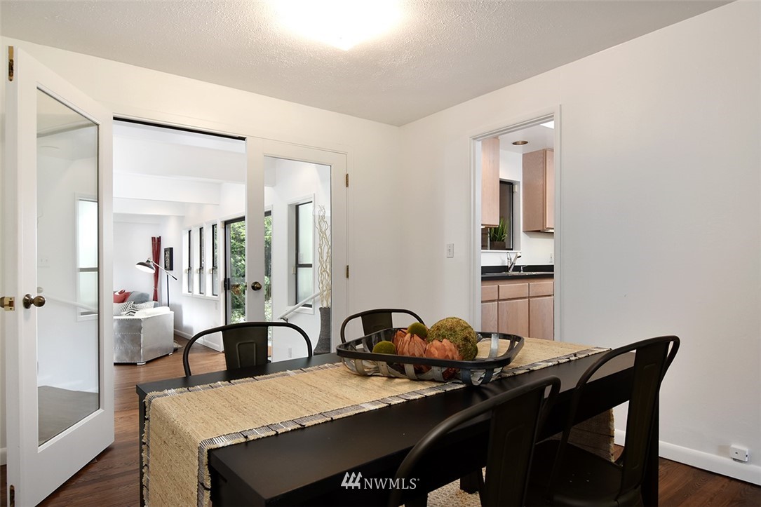 4510 Southwest Director Street Seattle, WA 98136 - Photo 9 of 25 Gallery Image 9