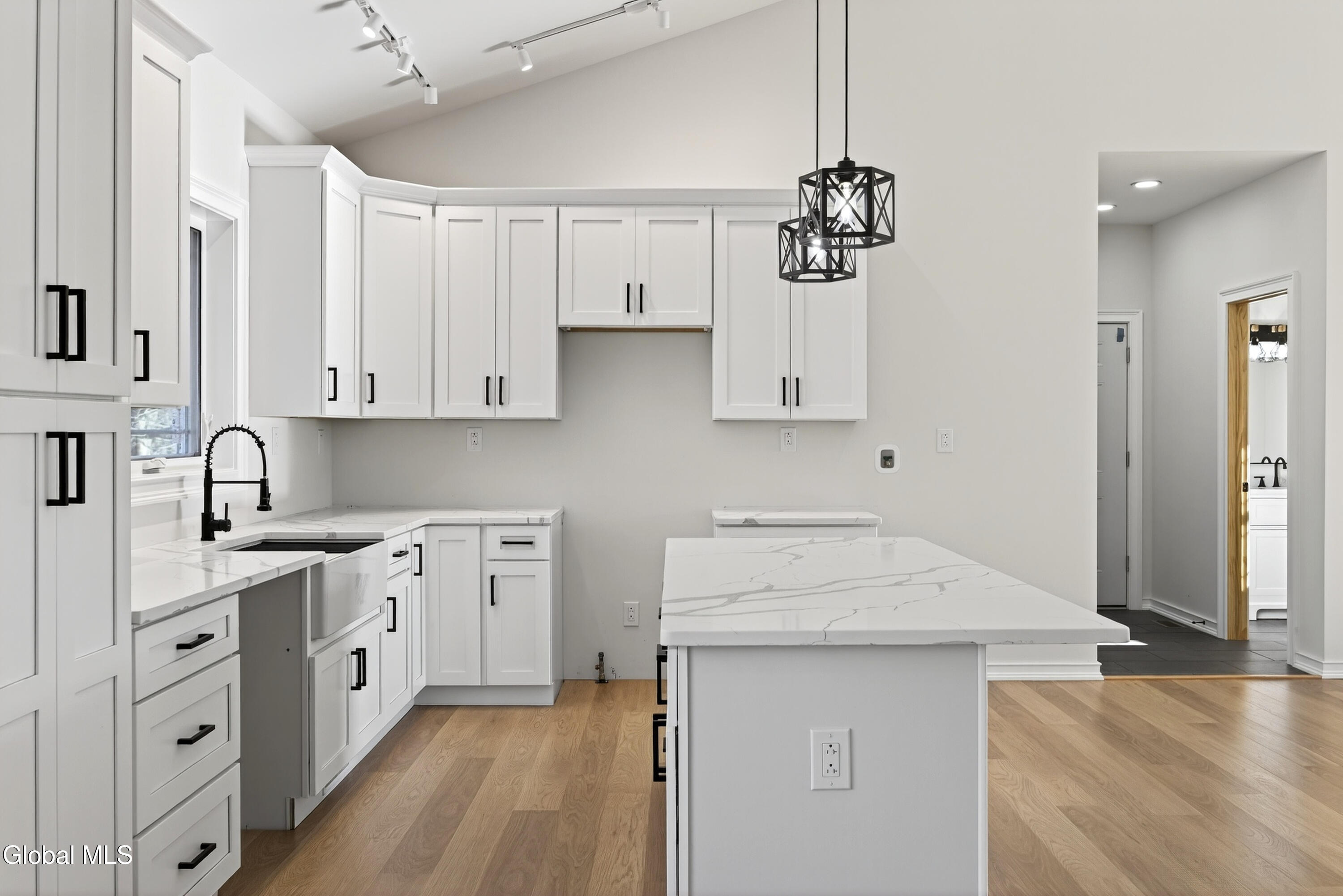 726 Groveside Road Pittstown, NY 12028 - Photo 12 of 62 1 (12)