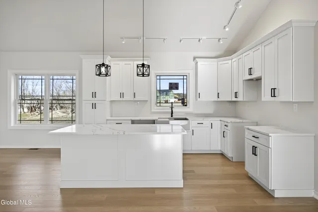 $509,900 | 726 Groveside Road, Pittstown, NY 12028