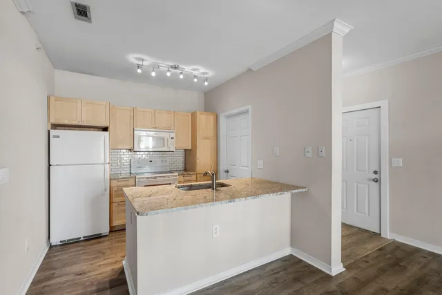 $319,900 | 130 River Landing Drive, Unit 3216, Charleston, SC 29492