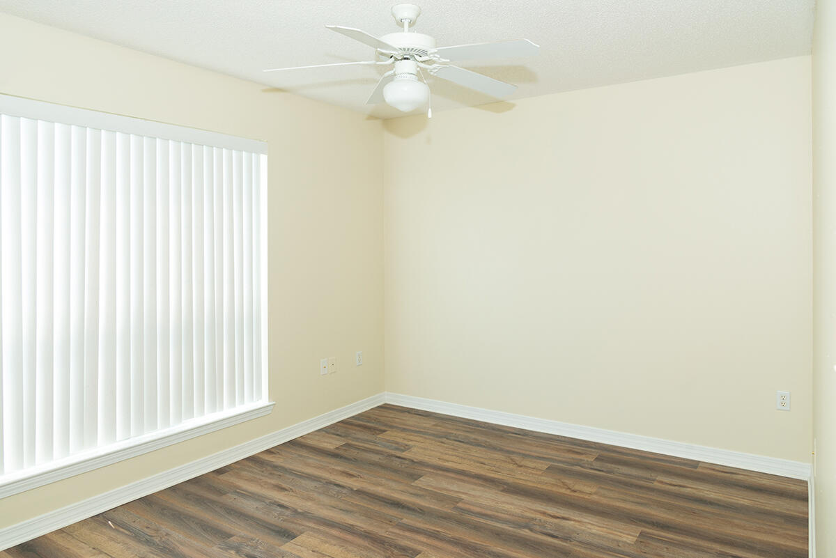 712 Randall Roberts Road Fort Walton Beach, FL 32547 - Photo 11 of 31 DSC_8100