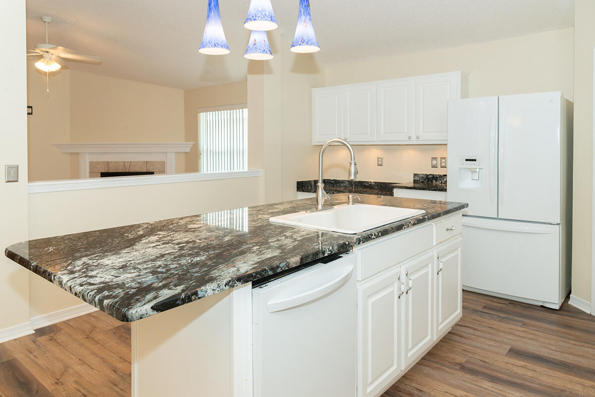 712 Randall Roberts Road Fort Walton Beach, FL 32547 - Photo 6 of 31 DSC_8125