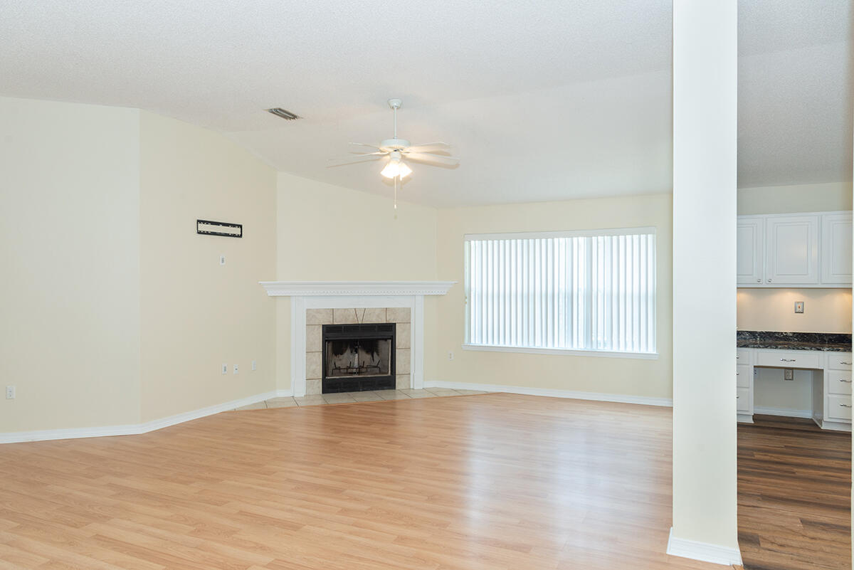 712 Randall Roberts Road Fort Walton Beach, FL 32547 - Photo 9 of 31 DSC_8119