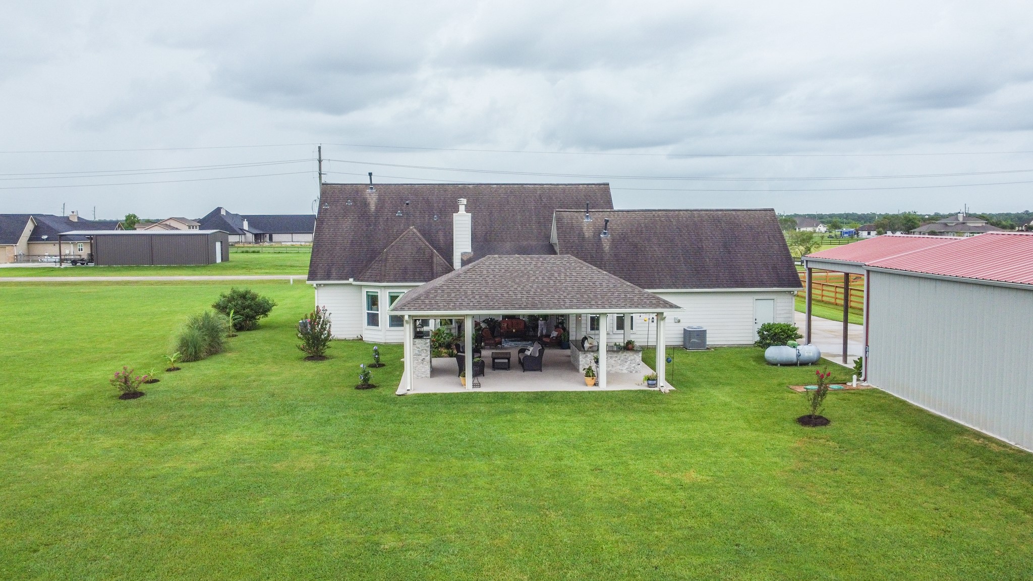 7818 Pebble Hill Lane Rosharon, TX 77583 - Photo 6 of 47 an outdoor space with garden view