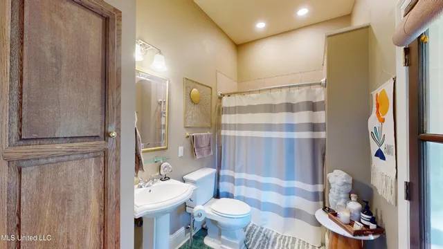 $335,000 | 121 Tripp Lane, Carriere, MS 39426