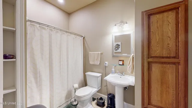 $335,000 | 121 Tripp Lane, Carriere, MS 39426