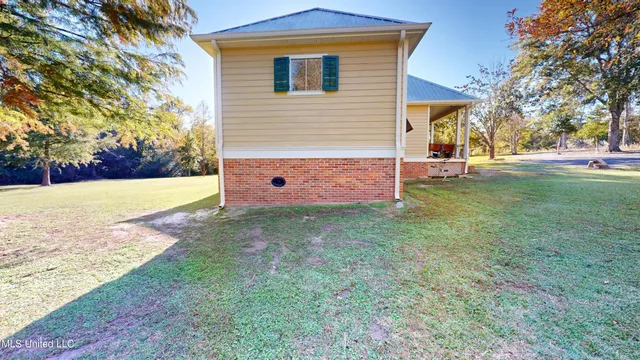 $335,000 | 121 Tripp Lane, Carriere, MS 39426