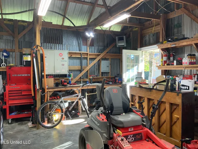 $335,000 | 121 Tripp Lane, Carriere, MS 39426