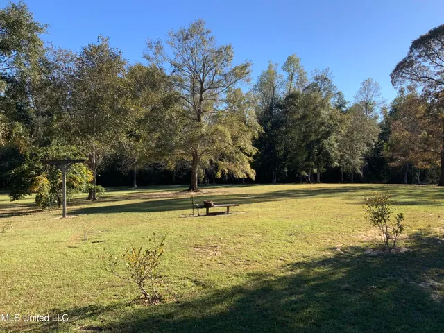 $335,000 | 121 Tripp Lane, Carriere, MS 39426