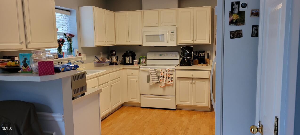 4901 Gaithers Pointe Drive Durham, NC 27713 - Photo 3 of 17 large (2)