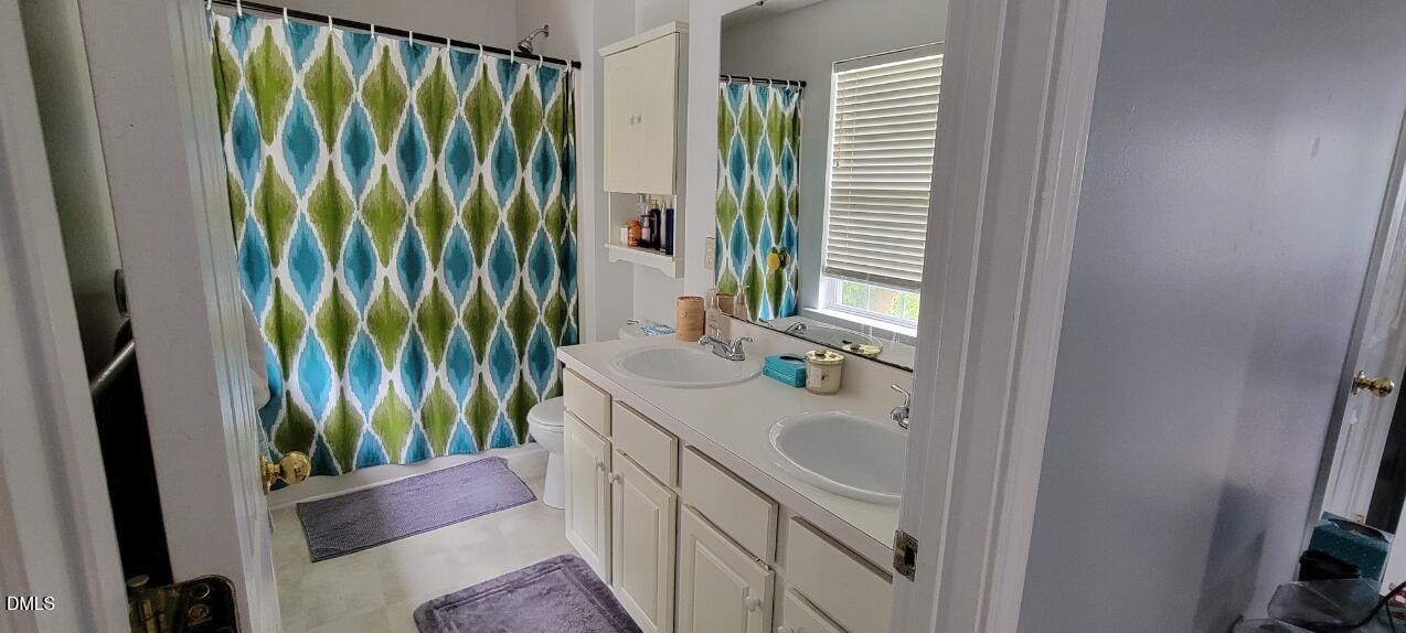 4901 Gaithers Pointe Drive Durham, NC 27713 - Photo 10 of 17 large (9)