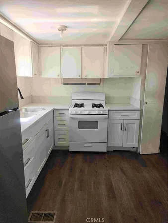 $2,100 | 32906 Wildomar Road, Lake Elsinore, CA 92530