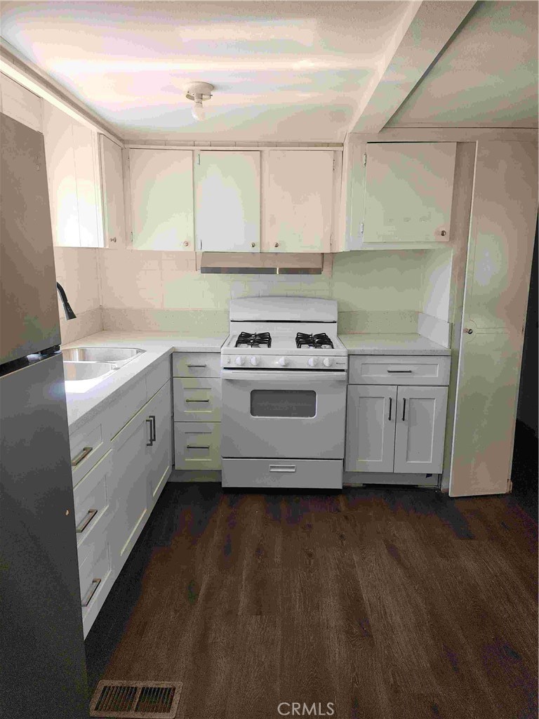 32906 Wildomar Road Lake Elsinore, CA 92530 - Photo 15 of 38