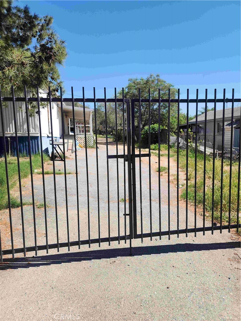 32906 Wildomar Road Lake Elsinore, CA 92530 - Photo 3 of 38