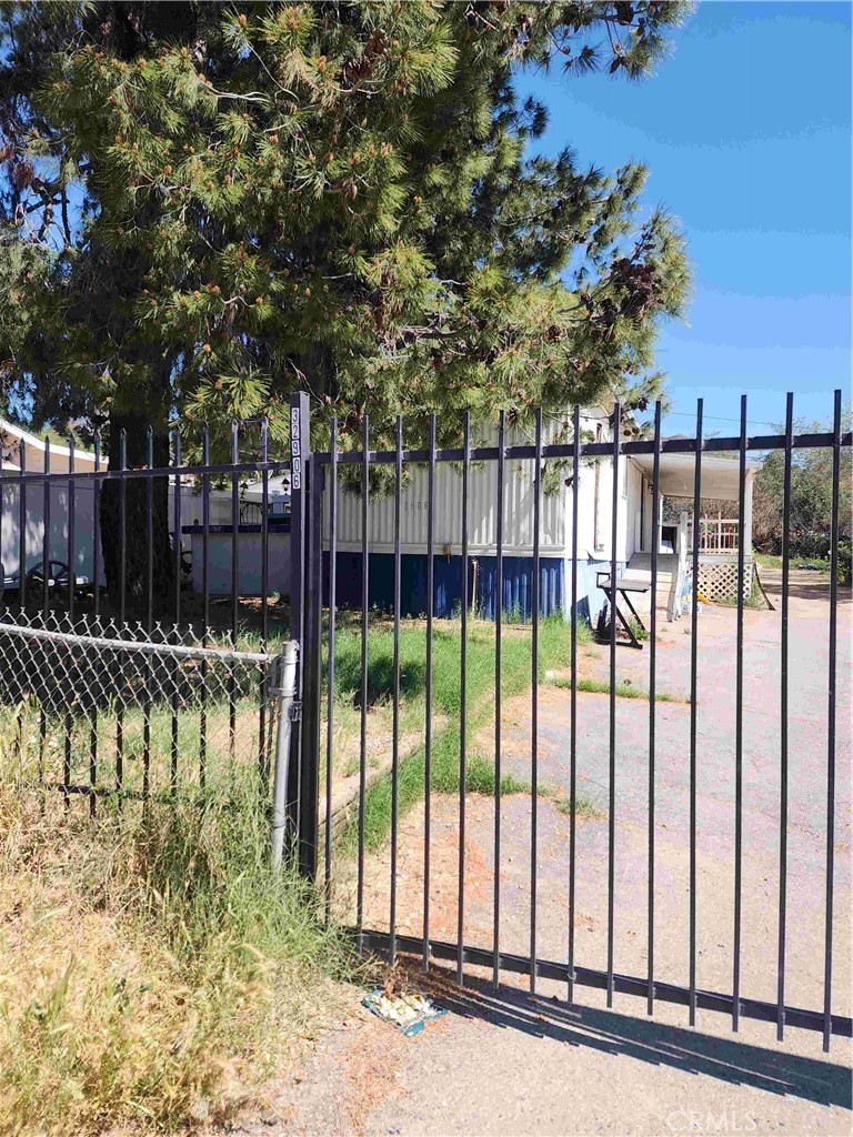 32906 Wildomar Road Lake Elsinore, CA 92530 - Photo 4 of 38