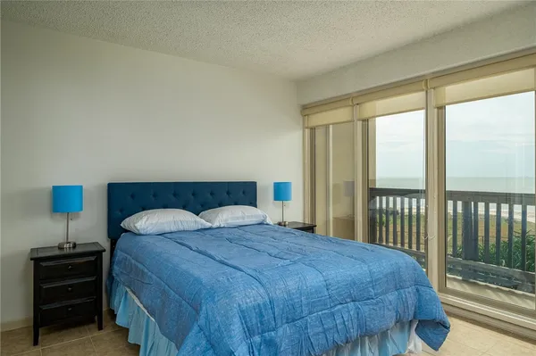 $249,000 | 4000 Surfside Boulevard, Unit 206, Corpus Christi, TX 78402