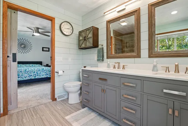 $750,000 | N7012 County Hwy J, Monticello, WI 53570