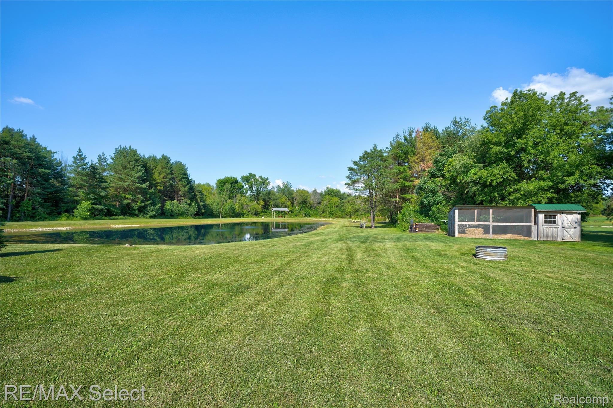 3309 South Vassar Road Davison, MI 48423 - Photo 7 of 45 3309 S. Vassar Rd 014.jpg