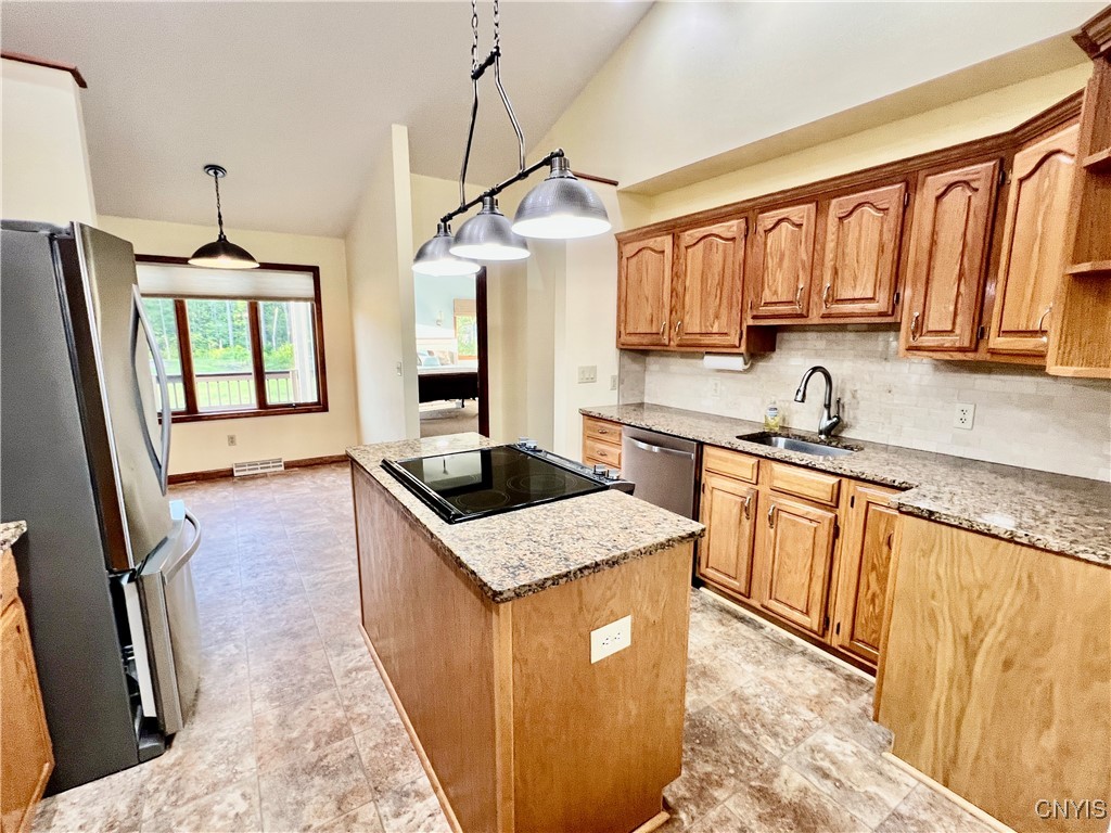 4028 County Rte 4 Scriba, NY 13126 - Photo 12 of 46