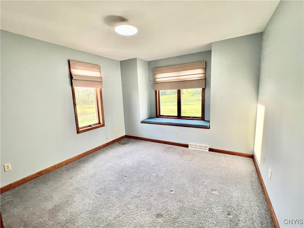 4028 County Rte 4 Scriba, NY 13126 - Photo 25 of 46