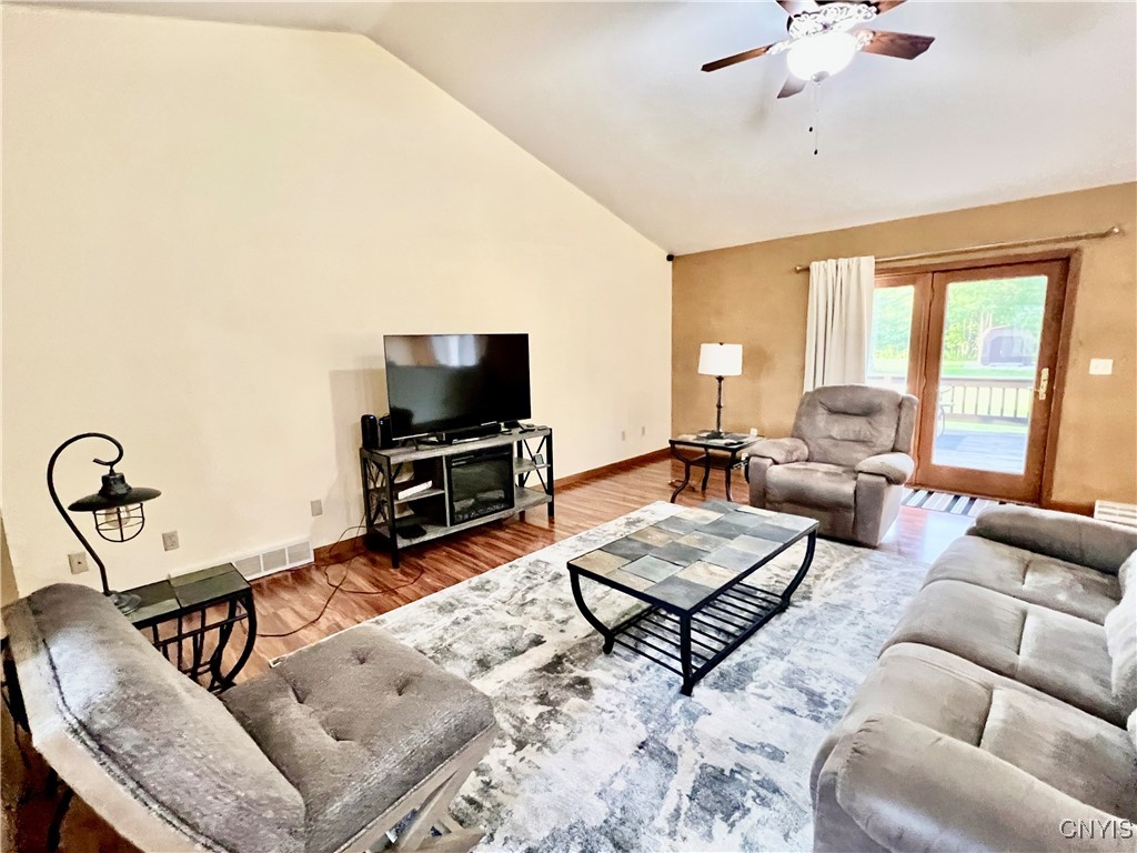 4028 County Rte 4 Scriba, NY 13126 - Photo 6 of 46