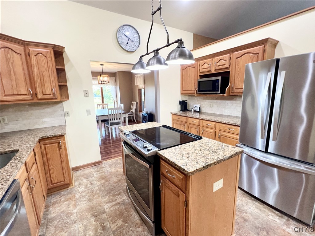 4028 County Rte 4 Scriba, NY 13126 - Photo 10 of 46