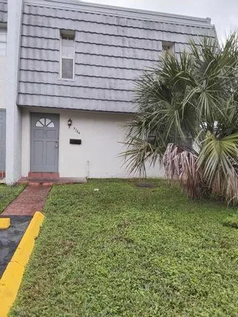 $3,000 | 3764 Northwest 21st Street, Unit 101, Lauderdale Lakes, FL 33311