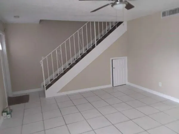 $3,000 | 3764 Northwest 21st Street, Unit 101, Lauderdale Lakes, FL 33311