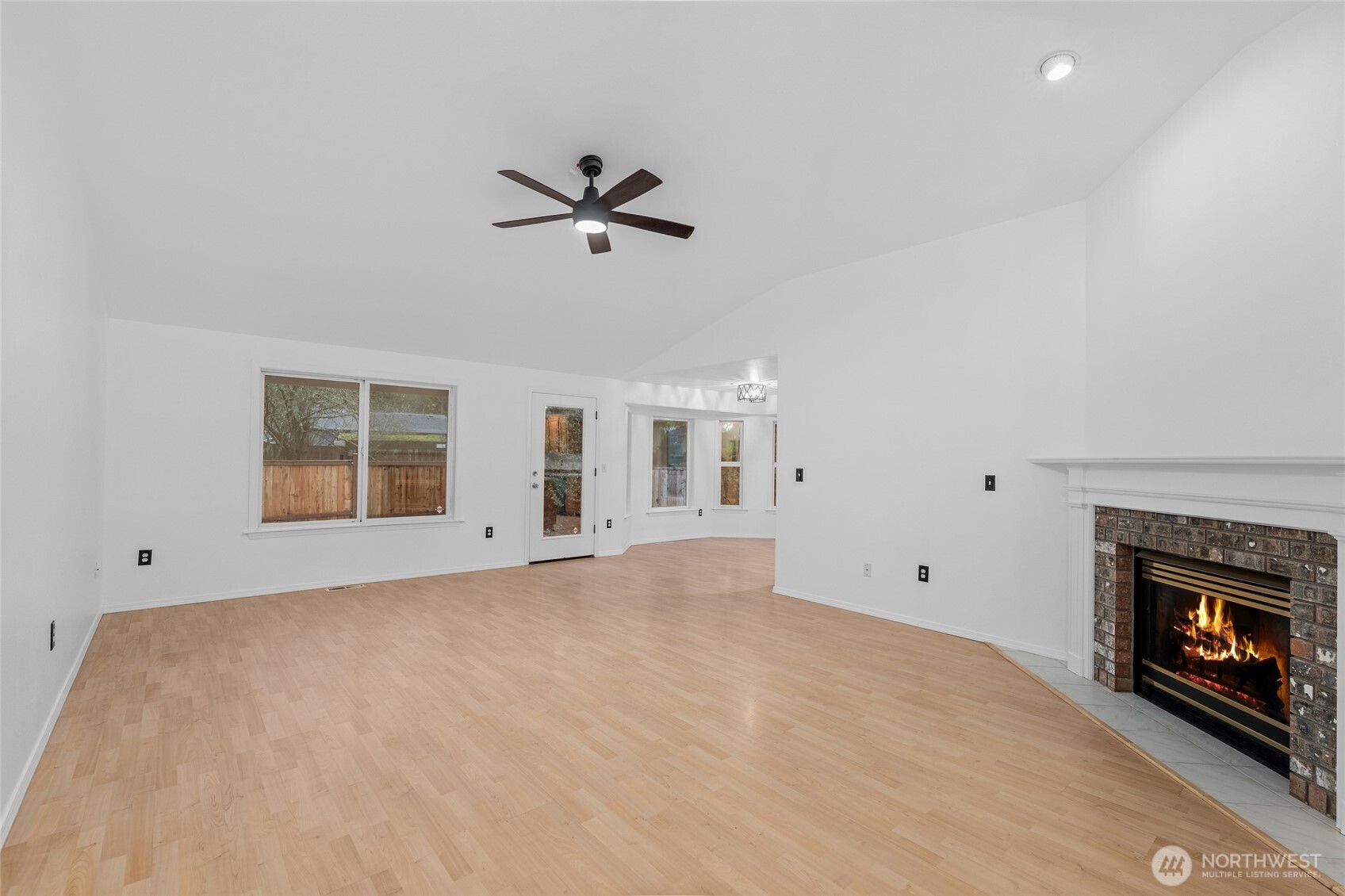 3627 Kings Way Southeast Olympia, WA 98501 - Photo 11 of 37