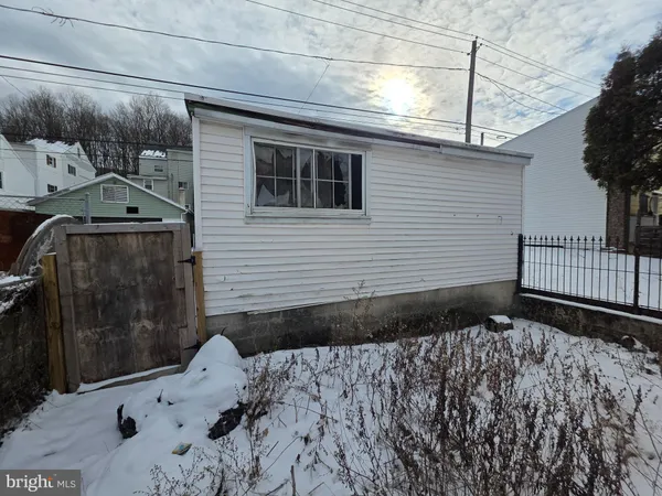 $79,995 | 426 Centre Street, Ashland, PA 17921