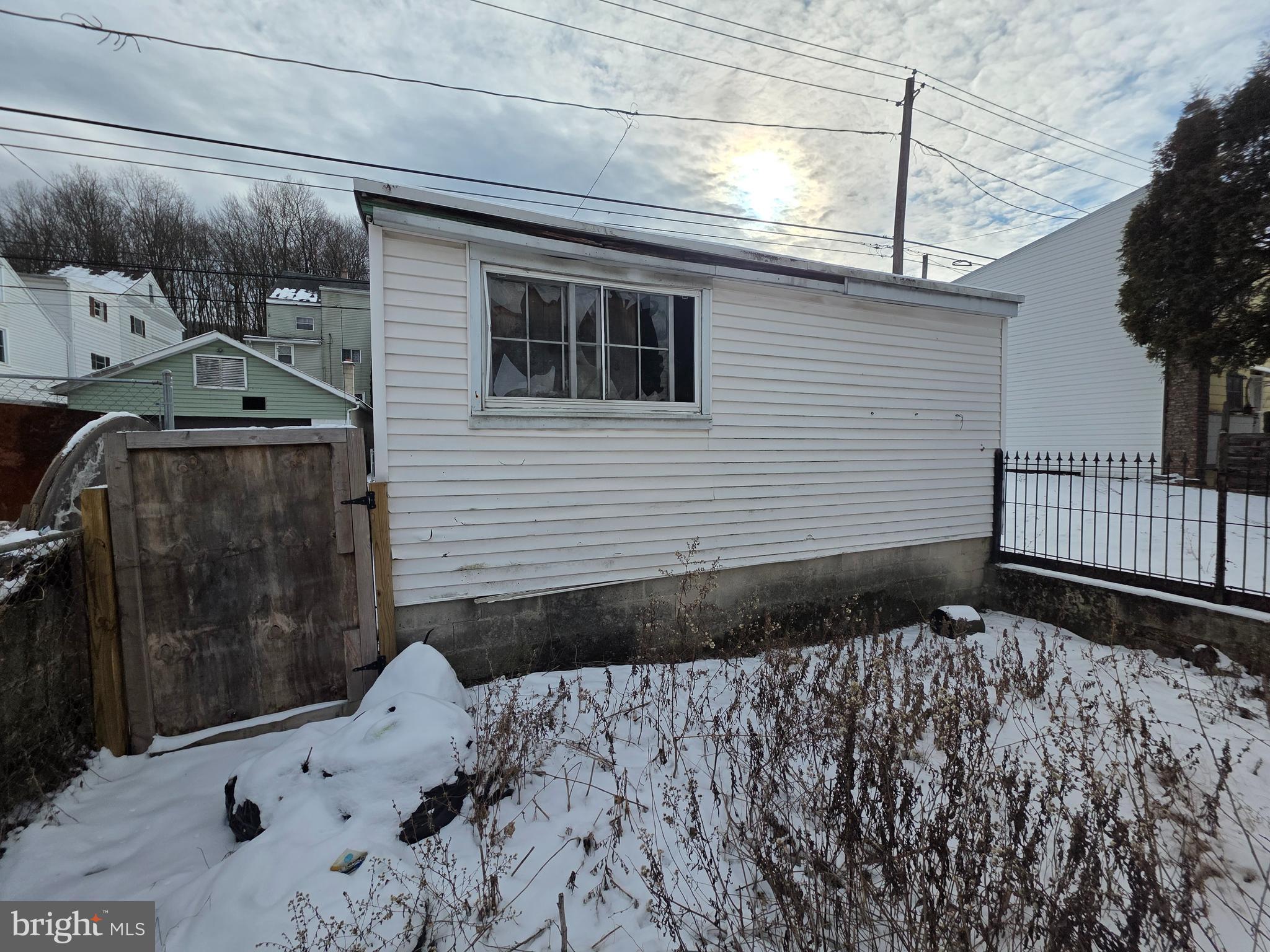 426 Centre Street Ashland, PA 17921 - Photo 12 of 30 a view of a small house