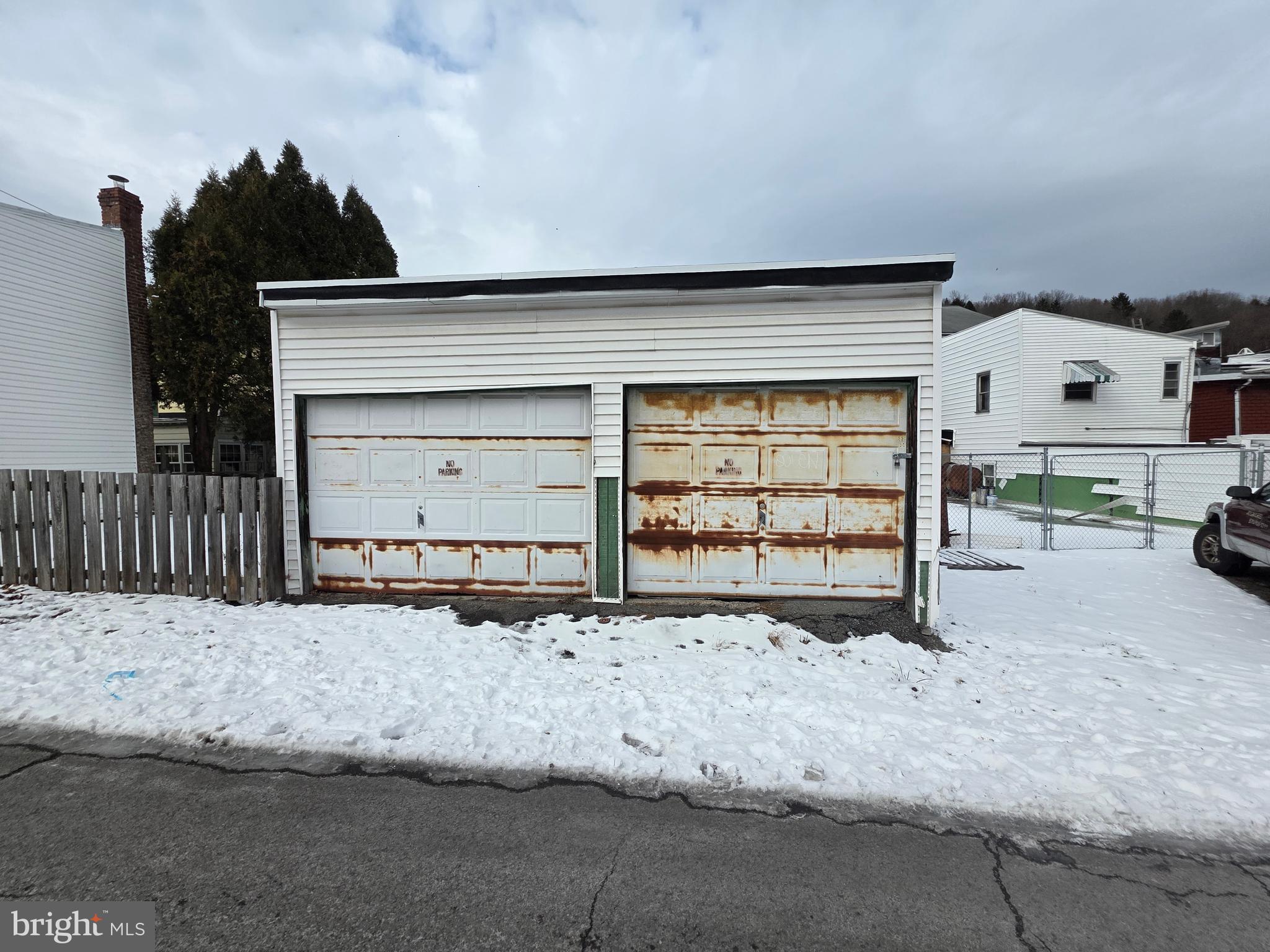 426 Centre Street Ashland, PA 17921 - Photo 29 of 30 a view of a car garage