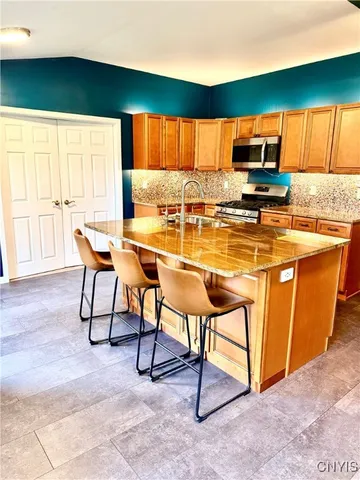 $299,000 | 725 Fellows Avenue, Syracuse, NY 13210