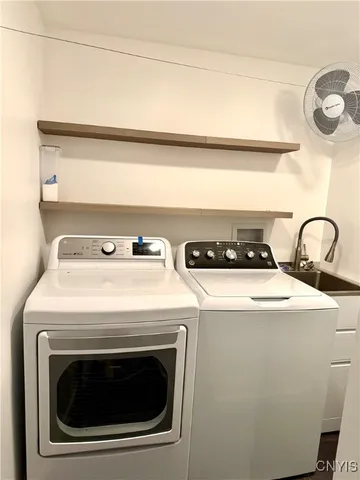 $299,000 | 725 Fellows Avenue, Syracuse, NY 13210