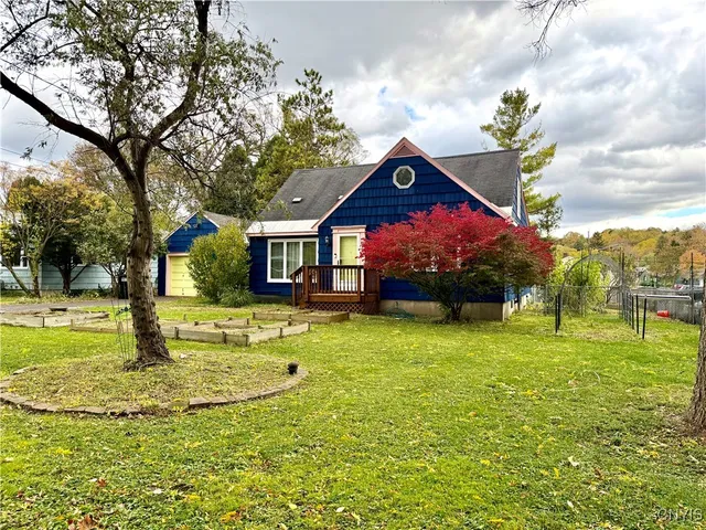 $299,000 | 725 Fellows Avenue, Syracuse, NY 13210