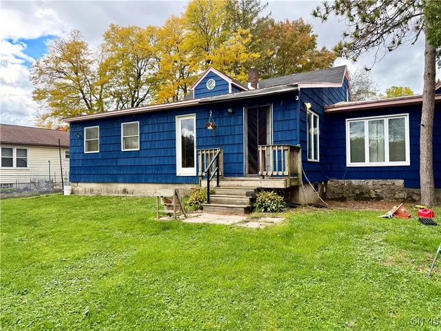 $299,000 | 725 Fellows Avenue, Syracuse, NY 13210