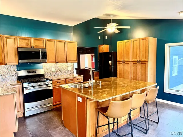 $299,000 | 725 Fellows Avenue, Syracuse, NY 13210